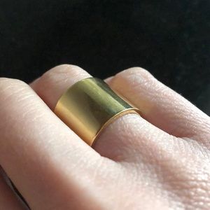 Eklexic Thick Flat Gold Ring